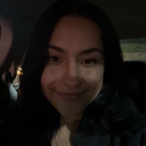 Meet your Posher, Kiana